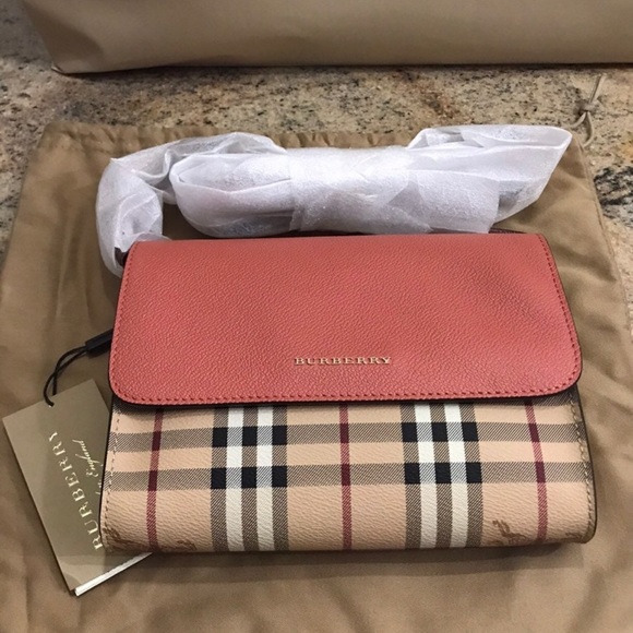 Burberry Multicolor Crossbody (Authentic) - Picture 2 of 11